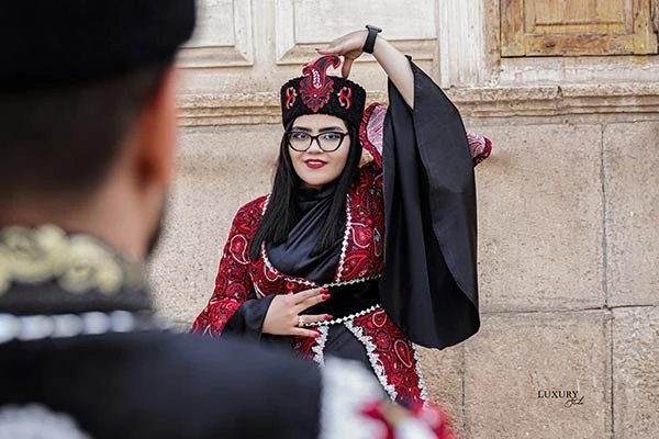 آموزش رقص آذری بانوان