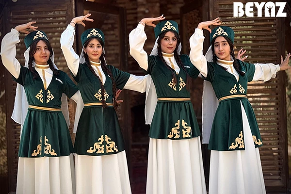 آموزش رقص آذری زنانه